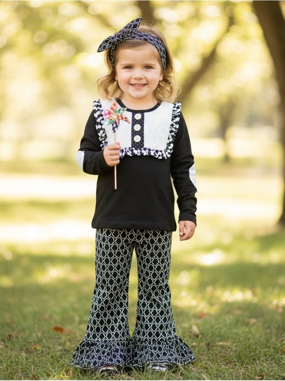 Persnickety Girls Black and White Ruffle Set Sz 4 Years